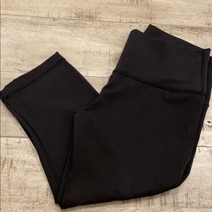 Lululemon WunderUnder crop leggings